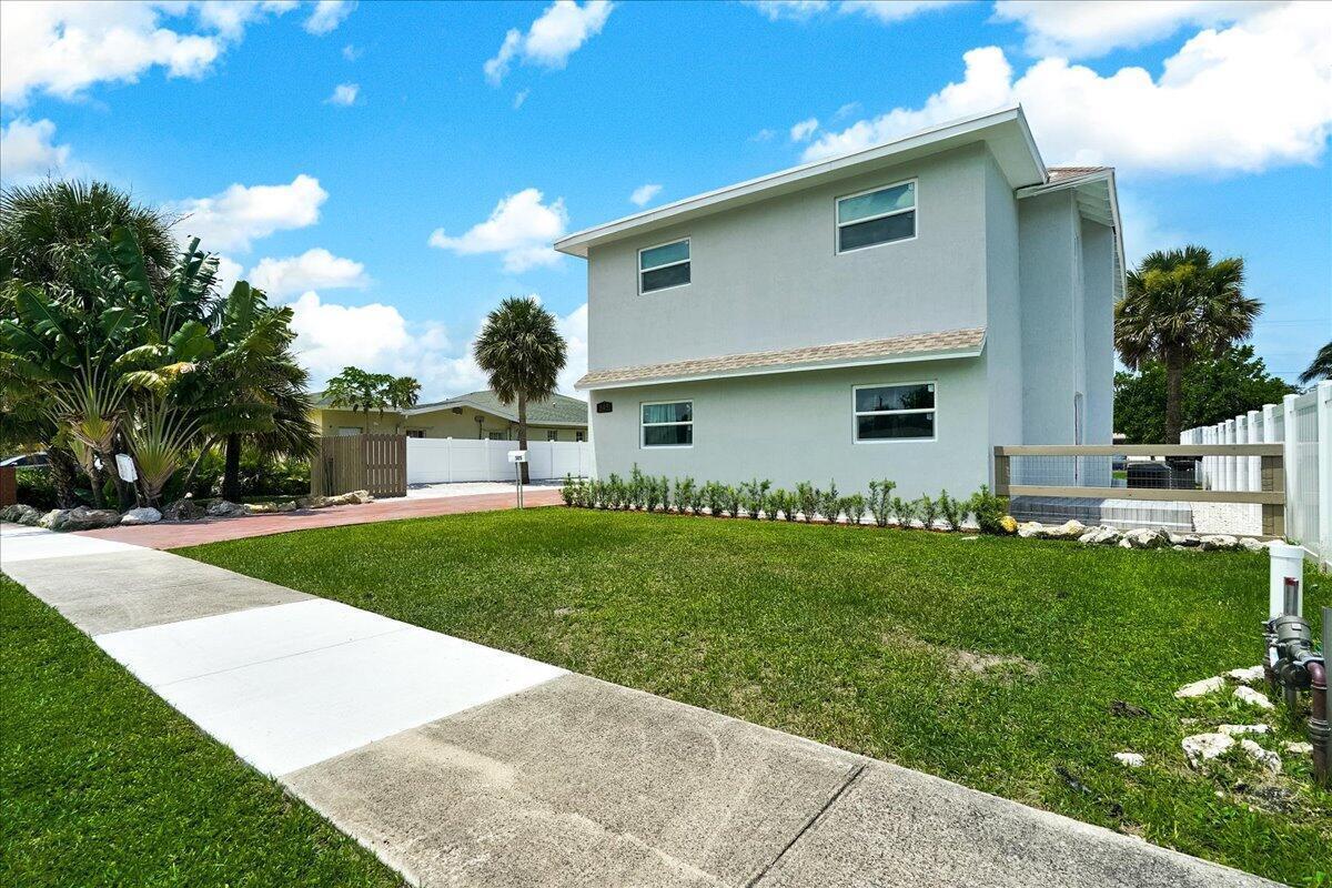 305 CYPRESS Drive # 5, Lake Park FL 33403 photo 3
