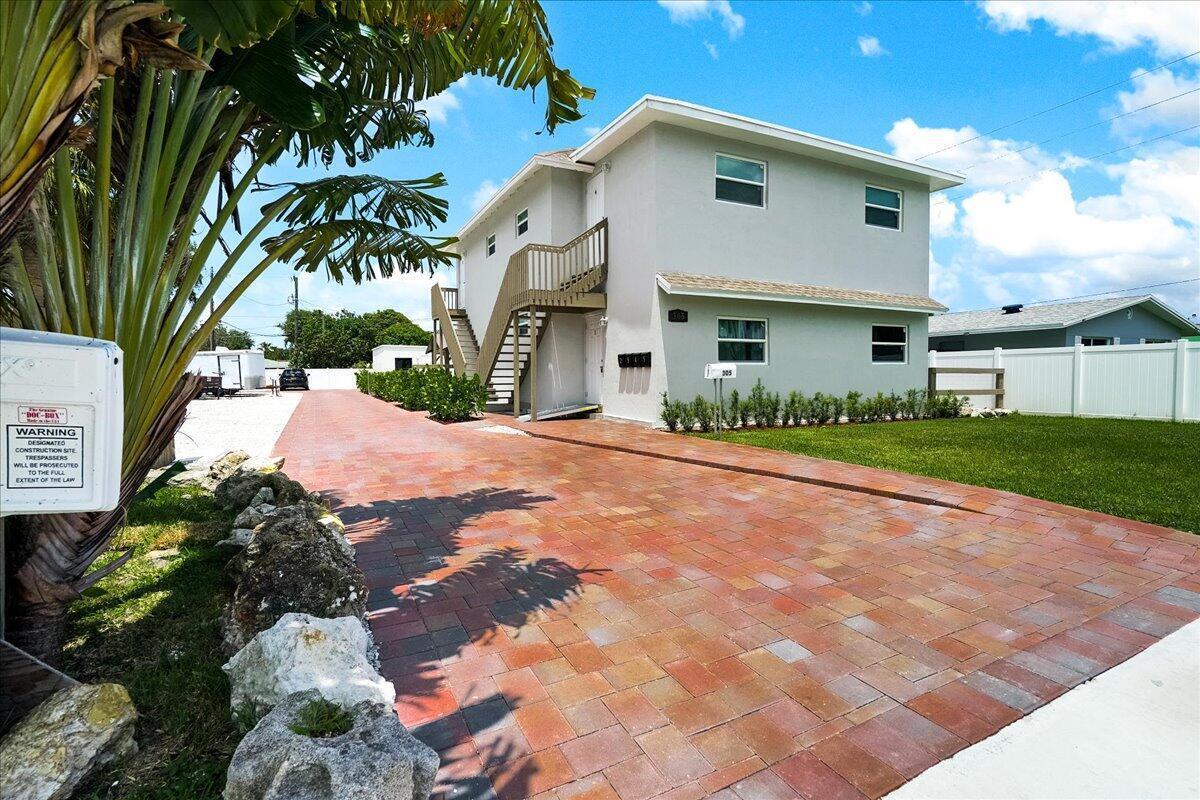 305 CYPRESS Drive # 5, Lake Park FL 33403