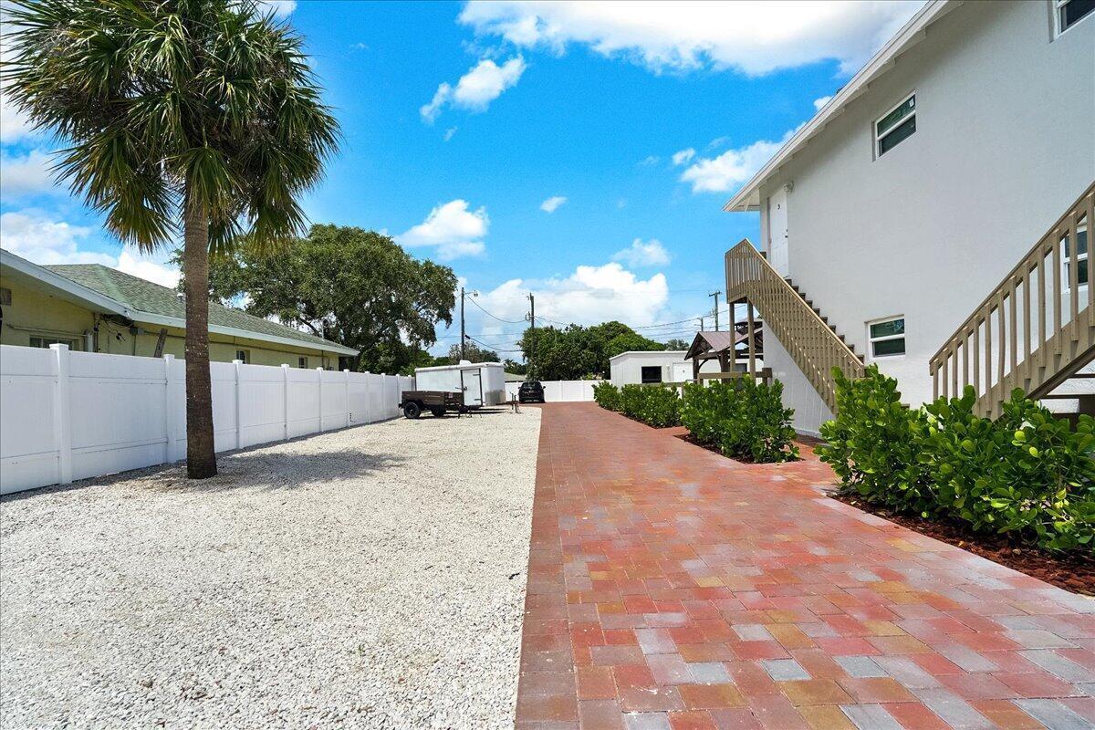 305 CYPRESS Drive # 5, Lake Park FL 33403 photo 5
