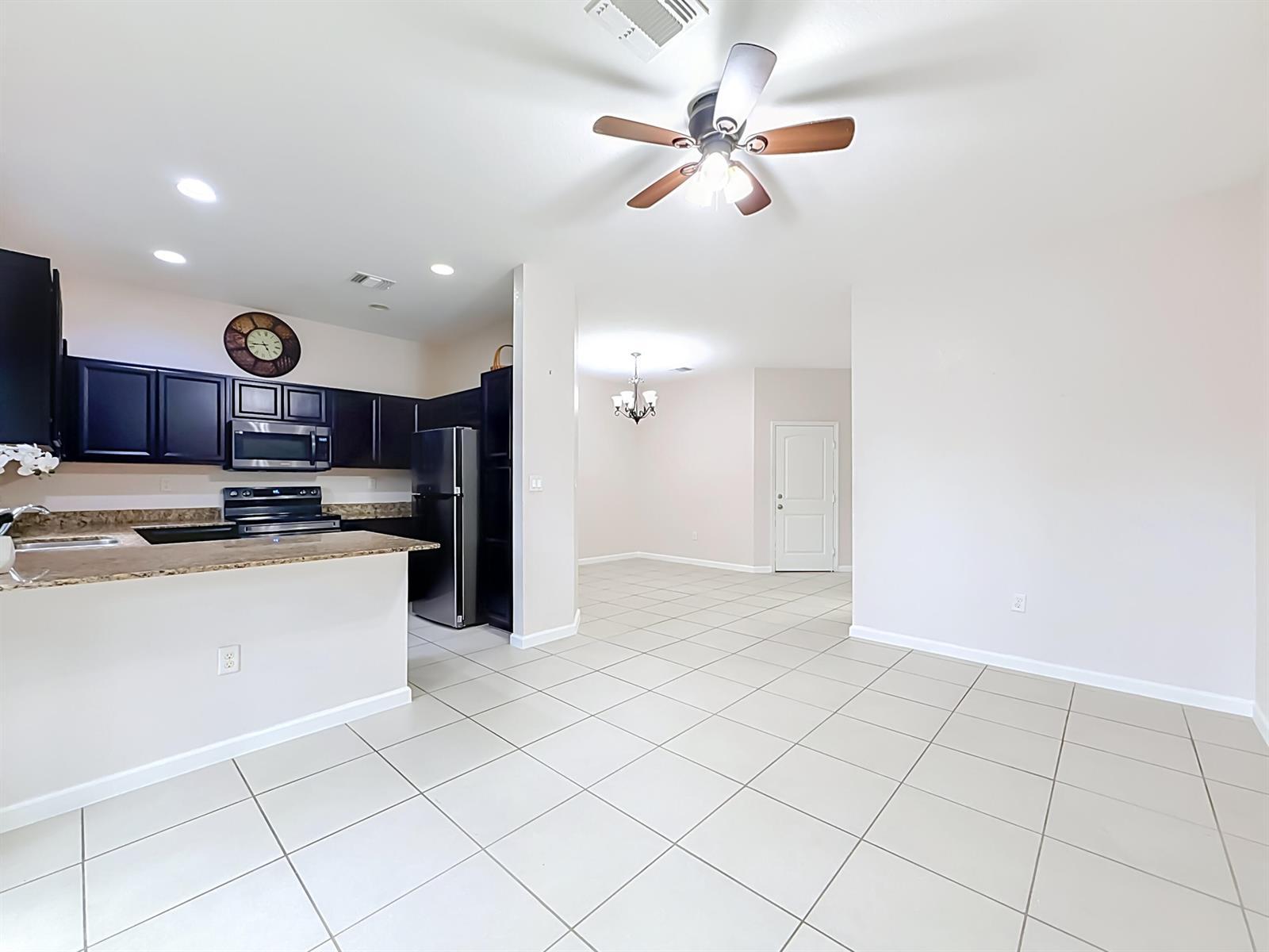 1366 NW 214TH Terrace, Miami Gardens FL 33169 photo 3