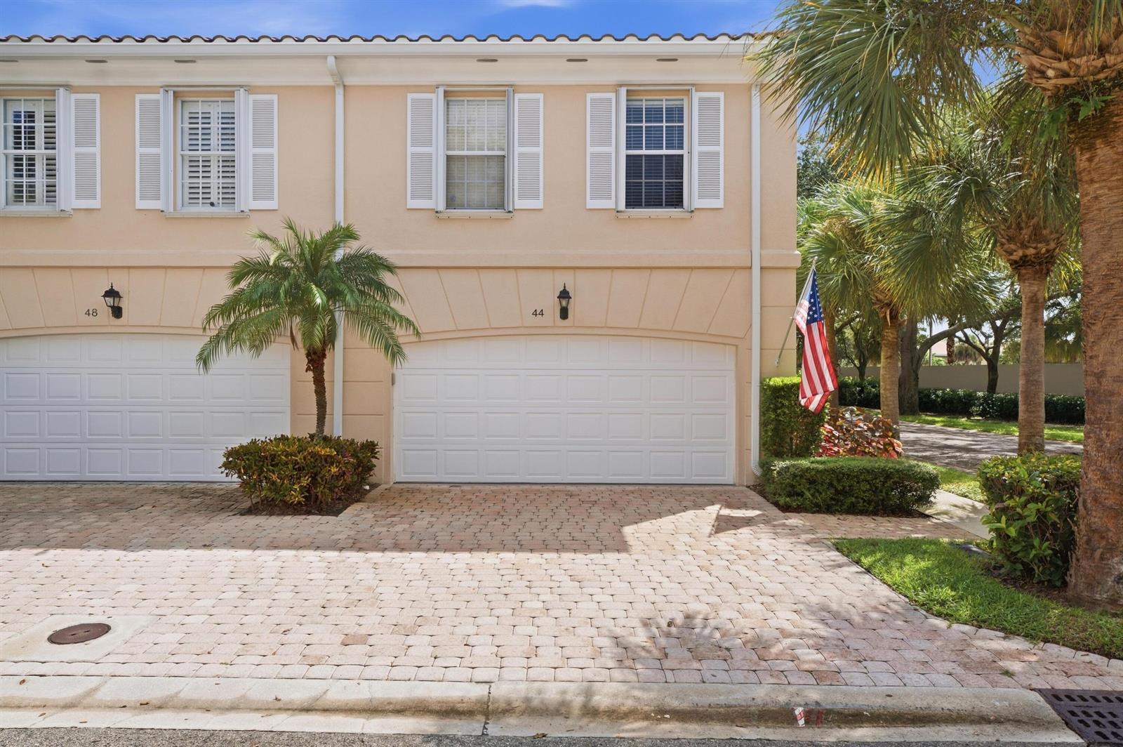 44 LIVE OAK Circle, Tequesta FL 33469 photo 3