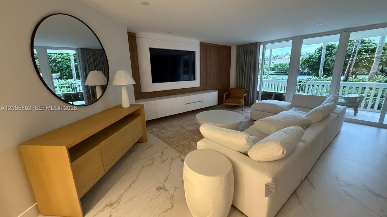 7000 Island Blvd # 01, Aventura FL 33160 photo 2