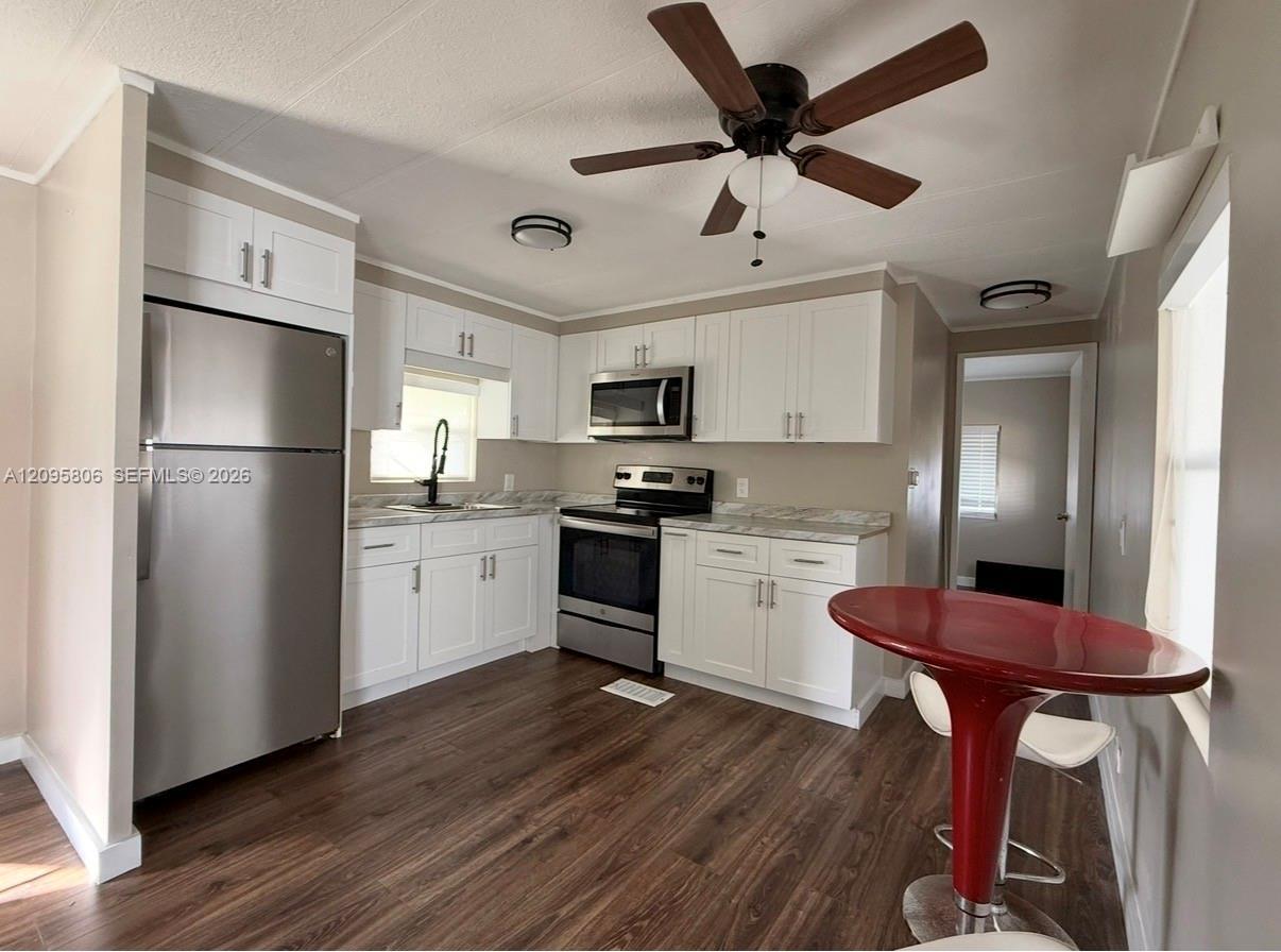 1332 S 33 AVE, Hollywood FL 33021 photo 3