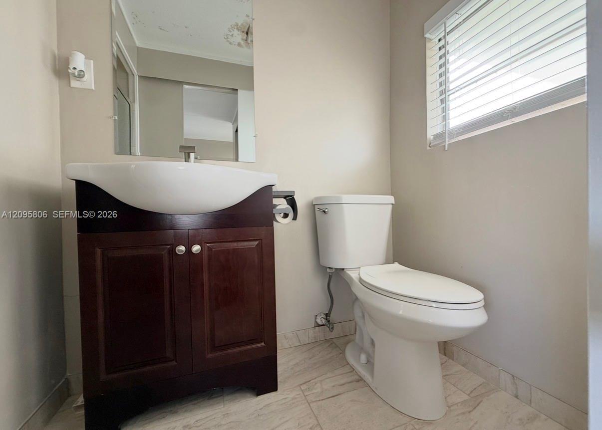 1332 S 33 AVE, Hollywood FL 33021 photo 5