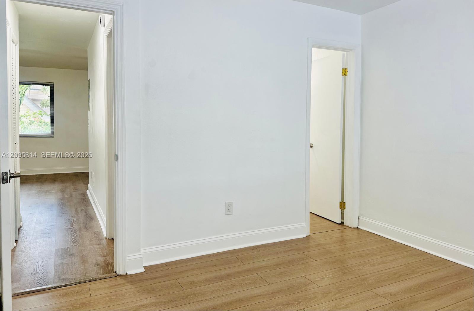 43 Glen Royal Pkwy # 6, Miami FL 33125 photo 2