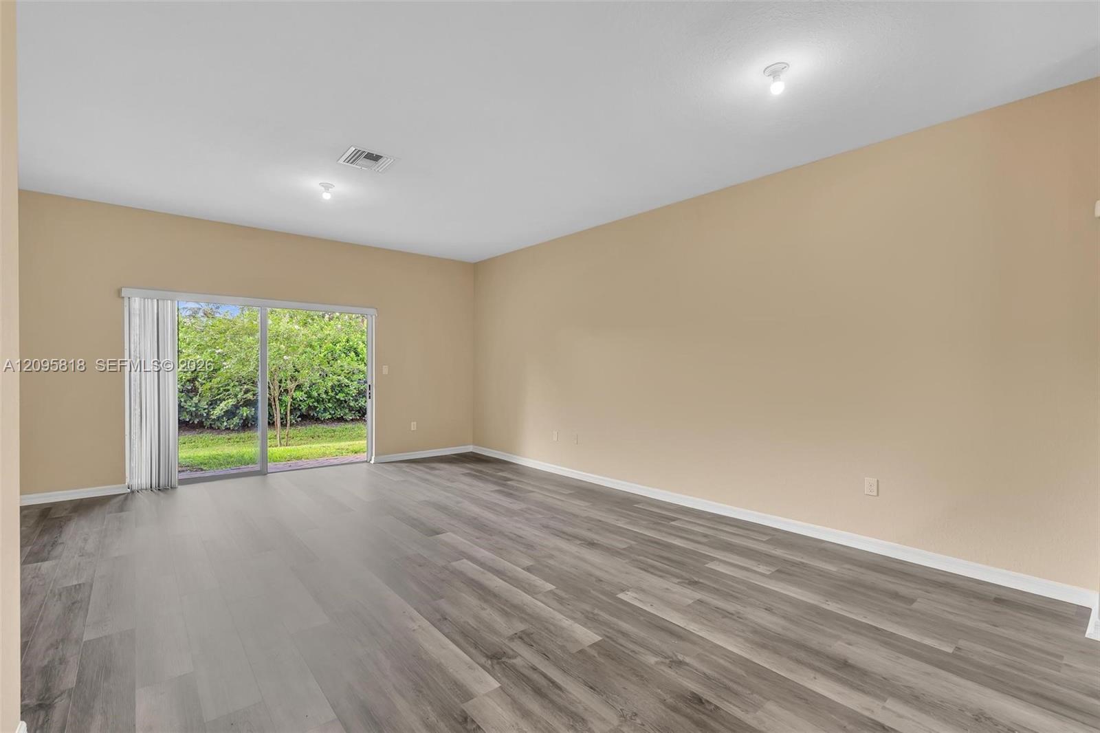 3530 NW 29th Ct, Lauderdale Lakes FL 33311 photo 4