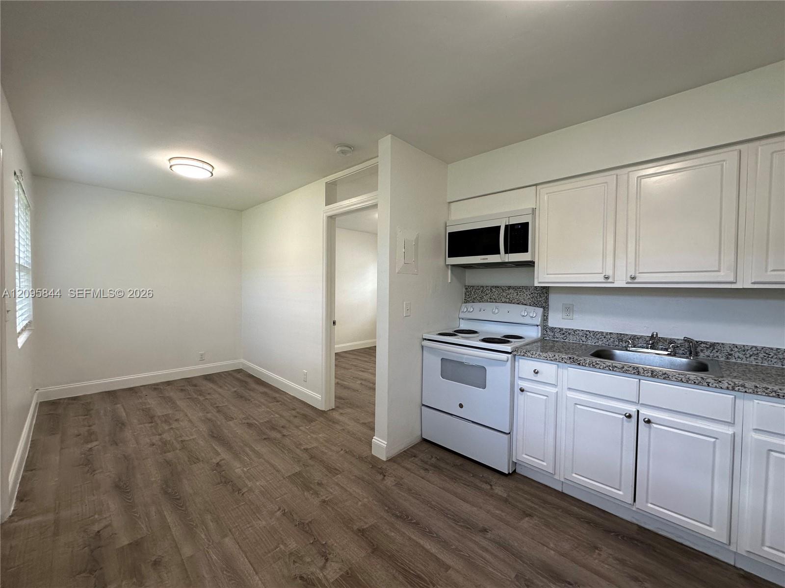 2309 Madison St # 8, Hollywood FL 33020