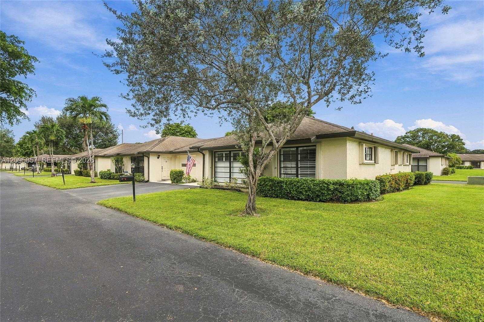 4865 Equestrian Rd # B, Boynton Beach FL 33436 photo 2