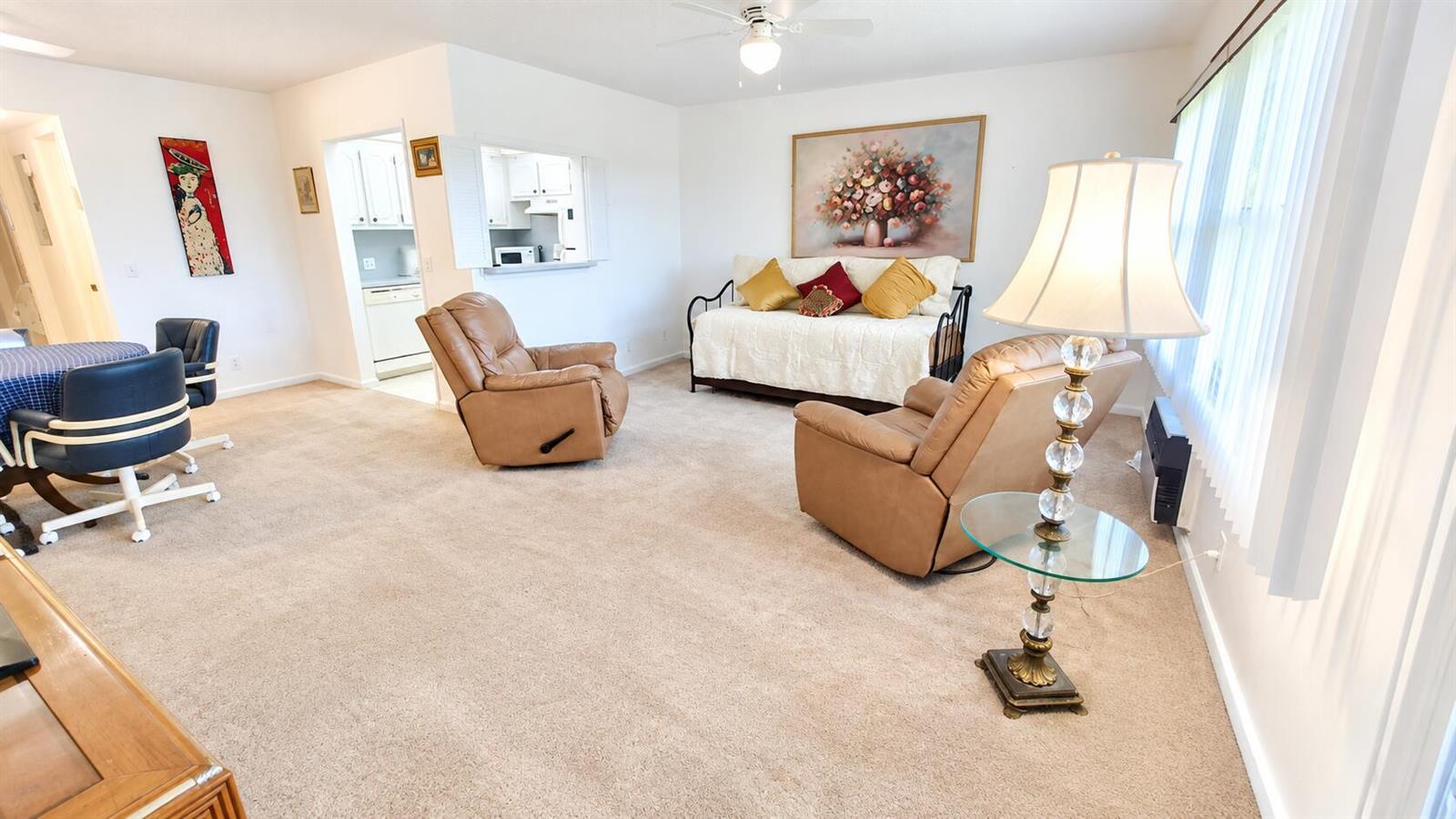 160 PRESTON D Way, Boca Raton FL 33434