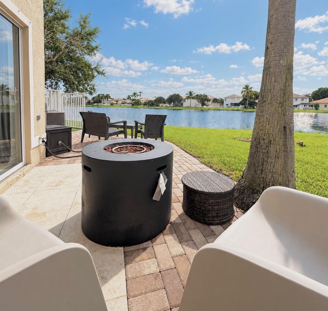 17082 NW 22ND Street, Pembroke Pines FL 33028 photo 3