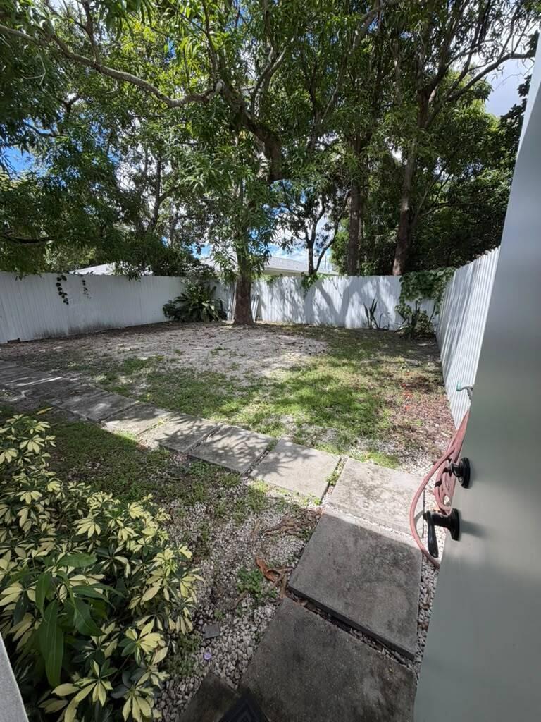 527 NW 91st Street # 2, Miami FL 33150 photo 4