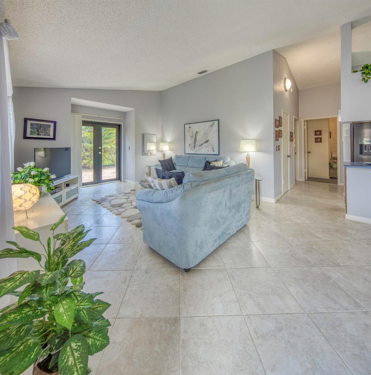 815 ANDREW REDDING Road # 201, Lantana FL 33462 photo 3