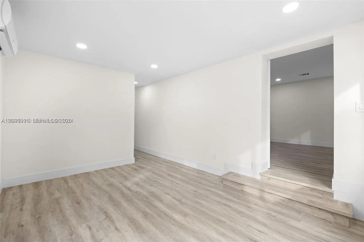 331 W 40th Pl # 0, Hialeah FL 33012 photo 4