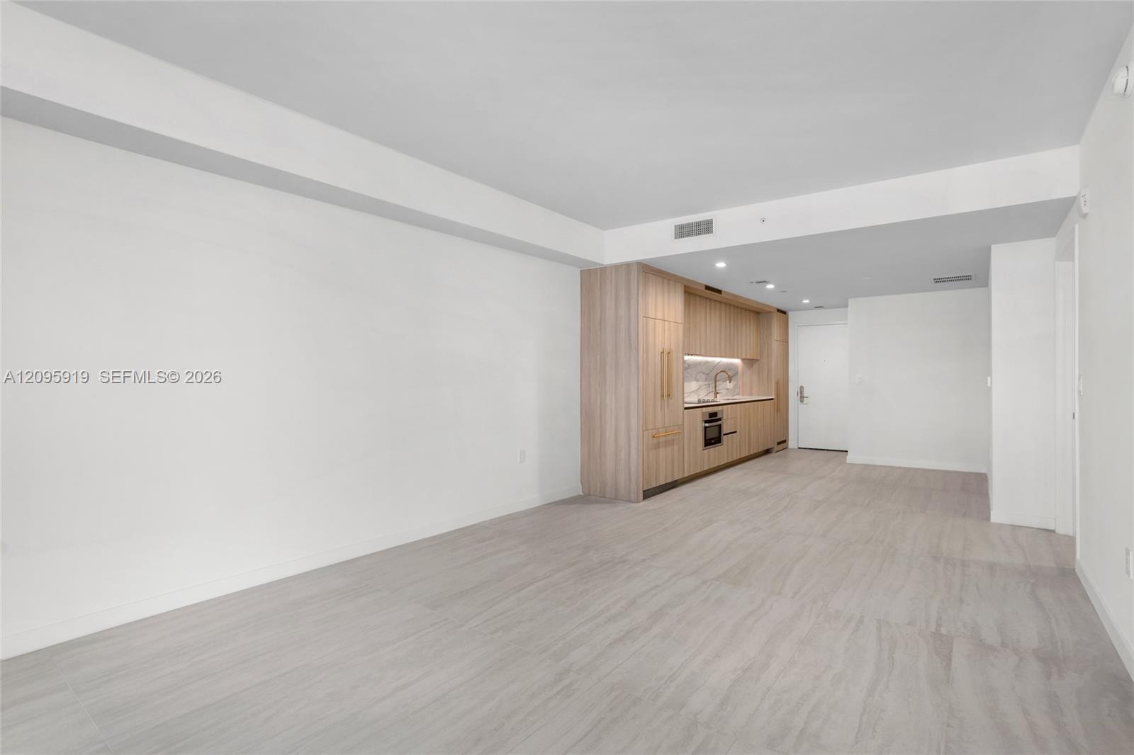 77 SE 5 Street # 1708, Miami FL 33131 photo 4