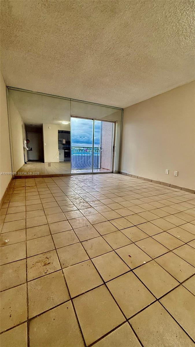 3640 NW 9th St # 405, Miami FL 33125 photo 3