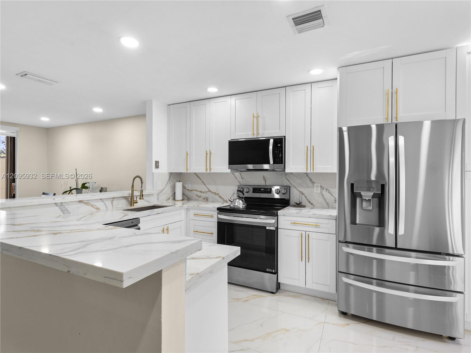 3325 Torremolinos Ave # 44, Doral FL 33178 photo 3