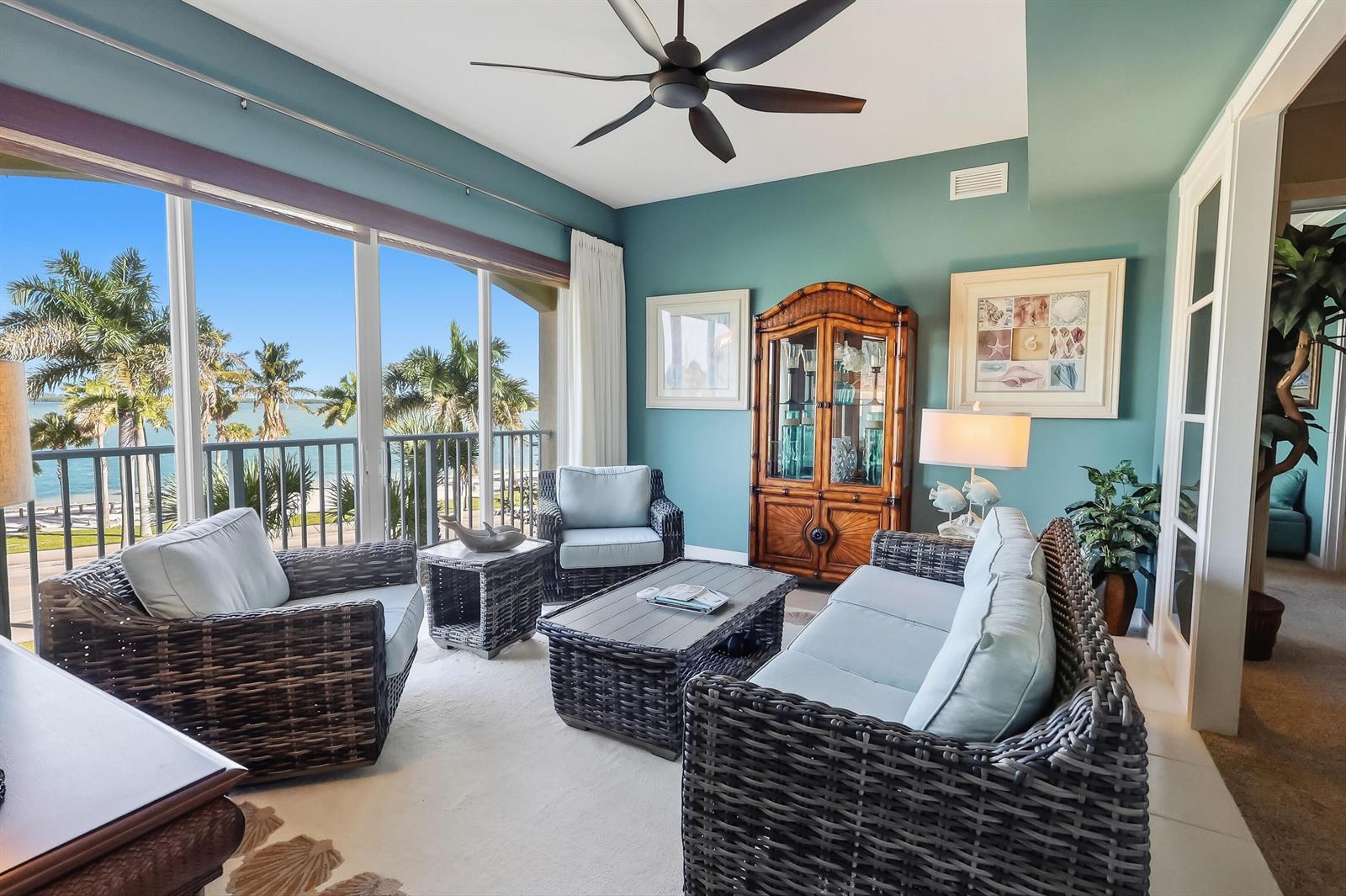 36 HARBOUR ISLE Drive W # 304, Fort Pierce FL 34949 photo 2