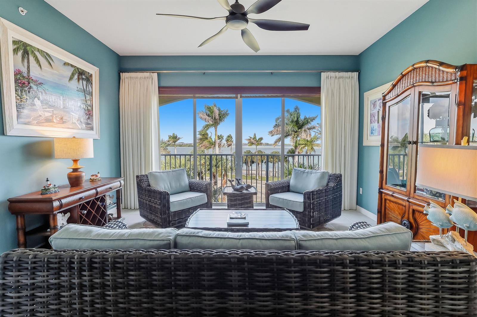 36 HARBOUR ISLE Drive W # 304, Fort Pierce FL 34949