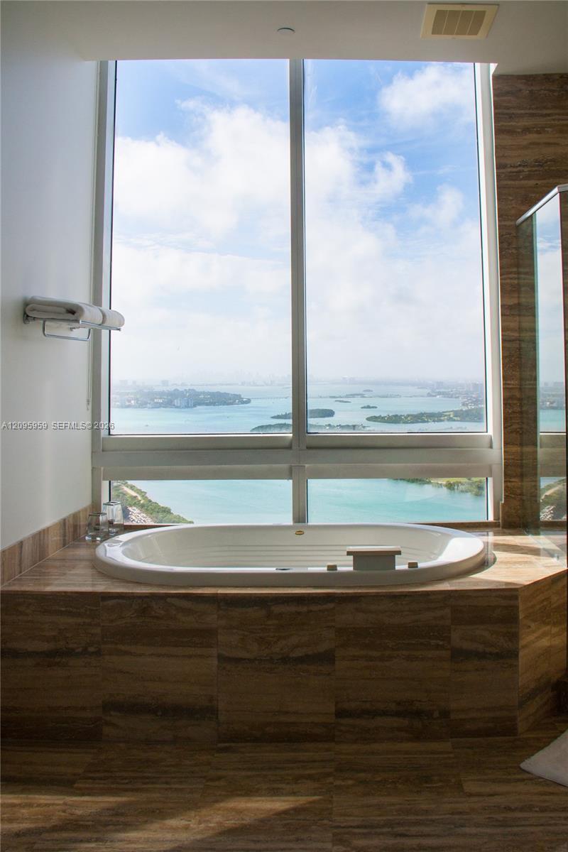 15811 Collins Ave # 4306, Sunny Isles Beach FL 33160 photo 4