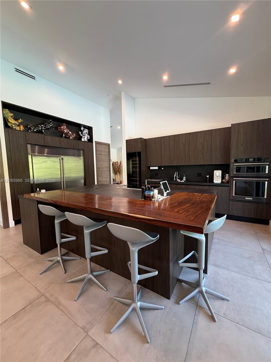 21498 Highland Lakes Blvd, Miami FL 33179 photo 5