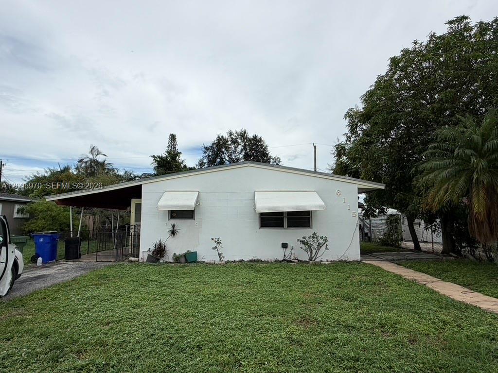 6115 SW 2nd St, Margate FL 33068