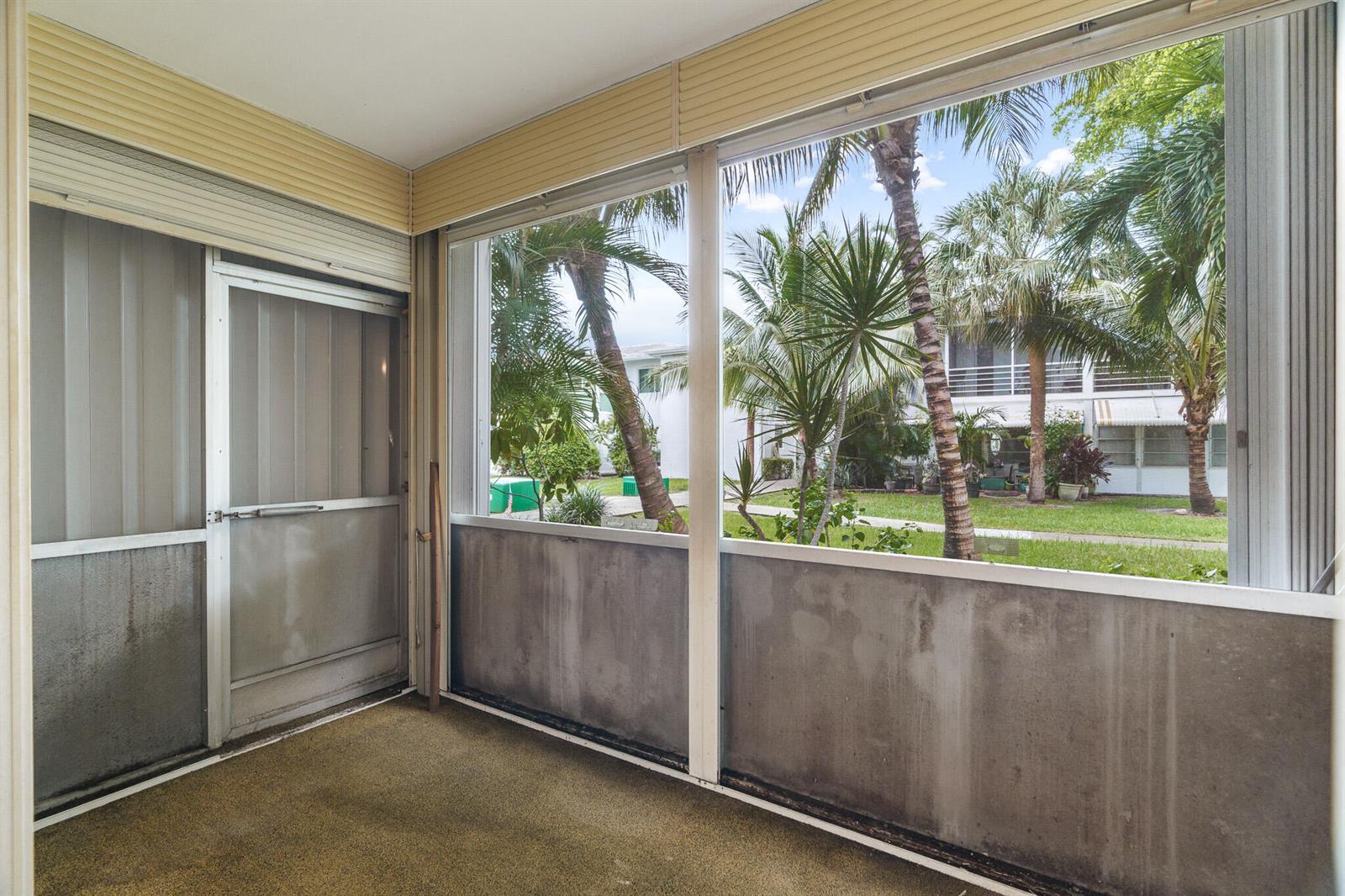 2525 W GOLF Boulevard # 119, Pompano Beach FL 33064 photo 2