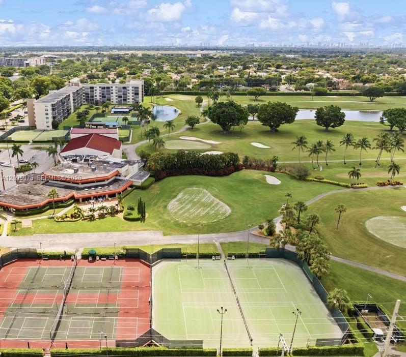 300 S Hollybrook Dr # 203, Pembroke Pines FL 33025