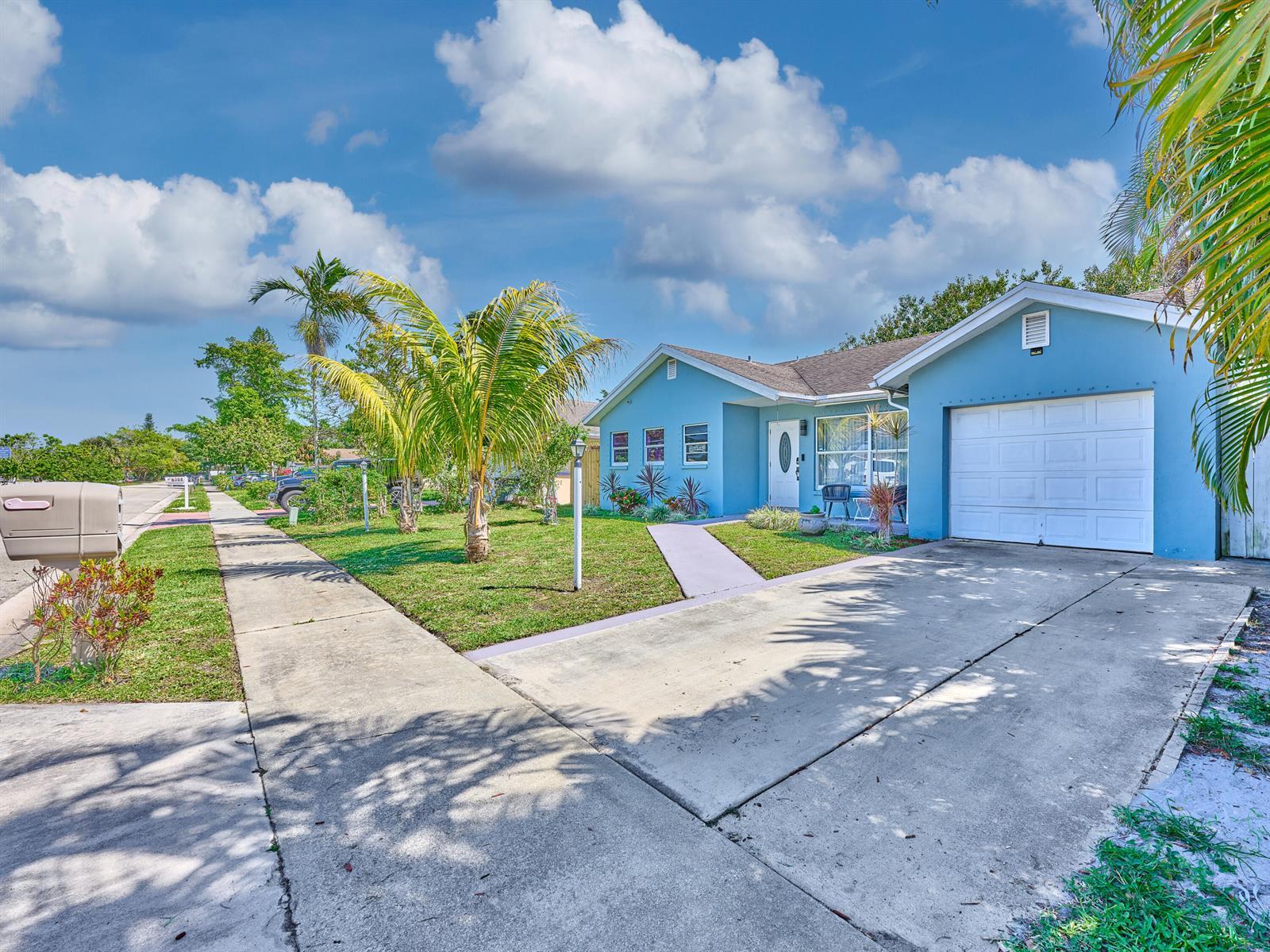 9020 SW 8th Street, Boca Raton FL 33433 photo 3