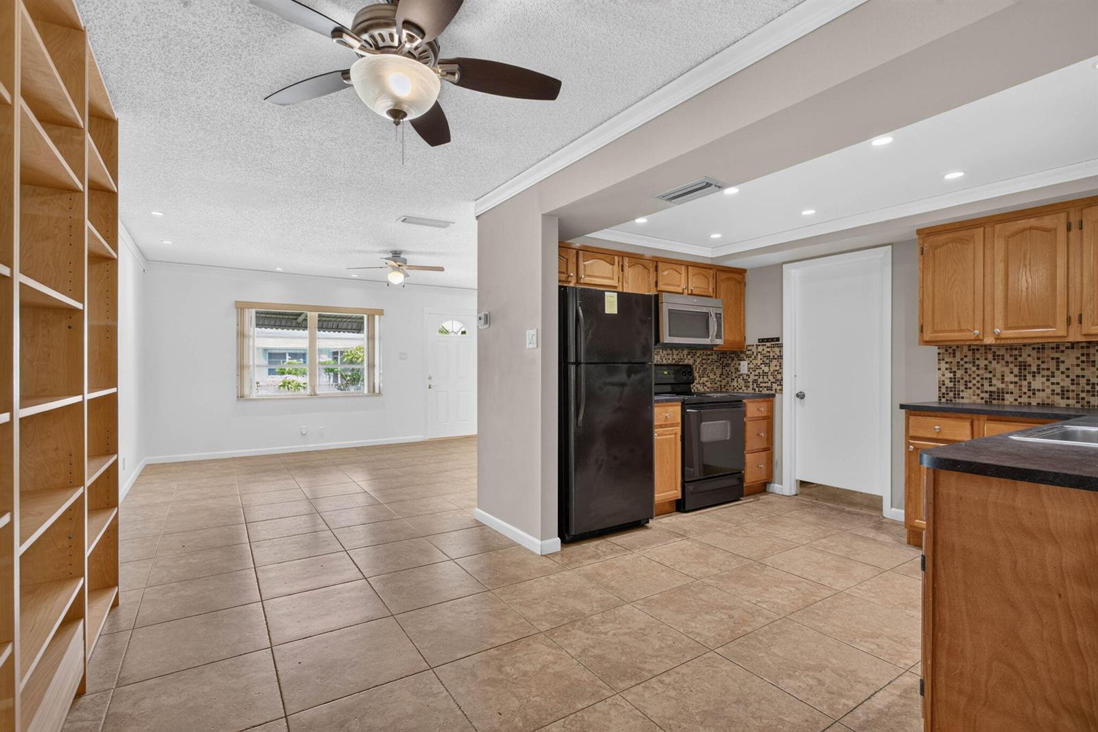 1010 NW 72ND Terrace, Margate FL 33063 photo 5