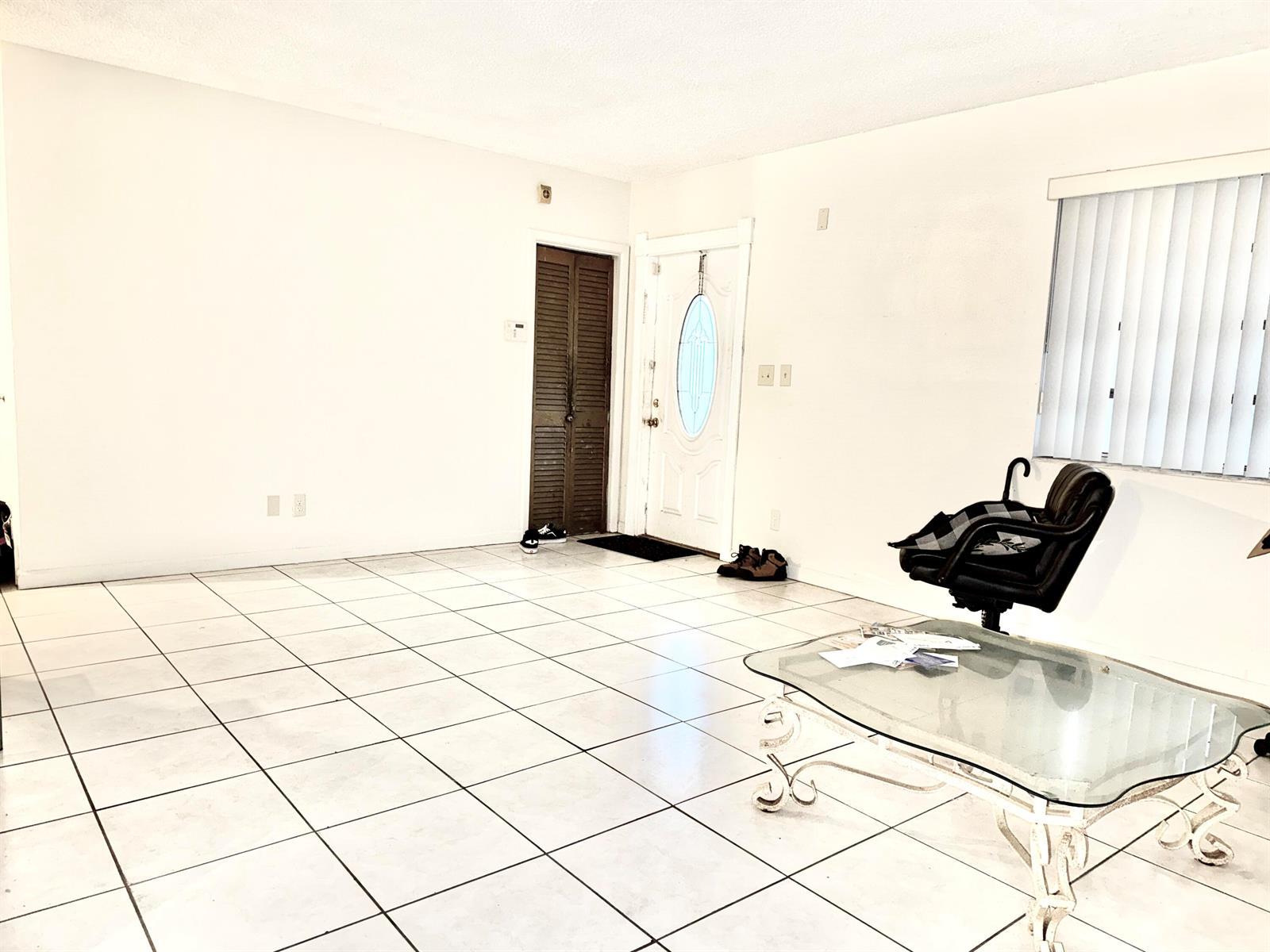 19031 NW 12TH Avenue, Miami Gardens FL 33169 photo 2
