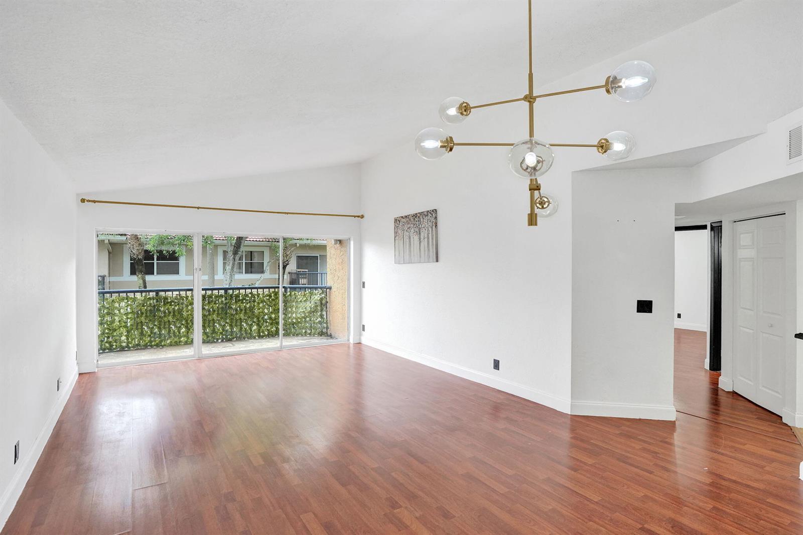 8761 Wiles Road # 301, Coral Springs FL 33067