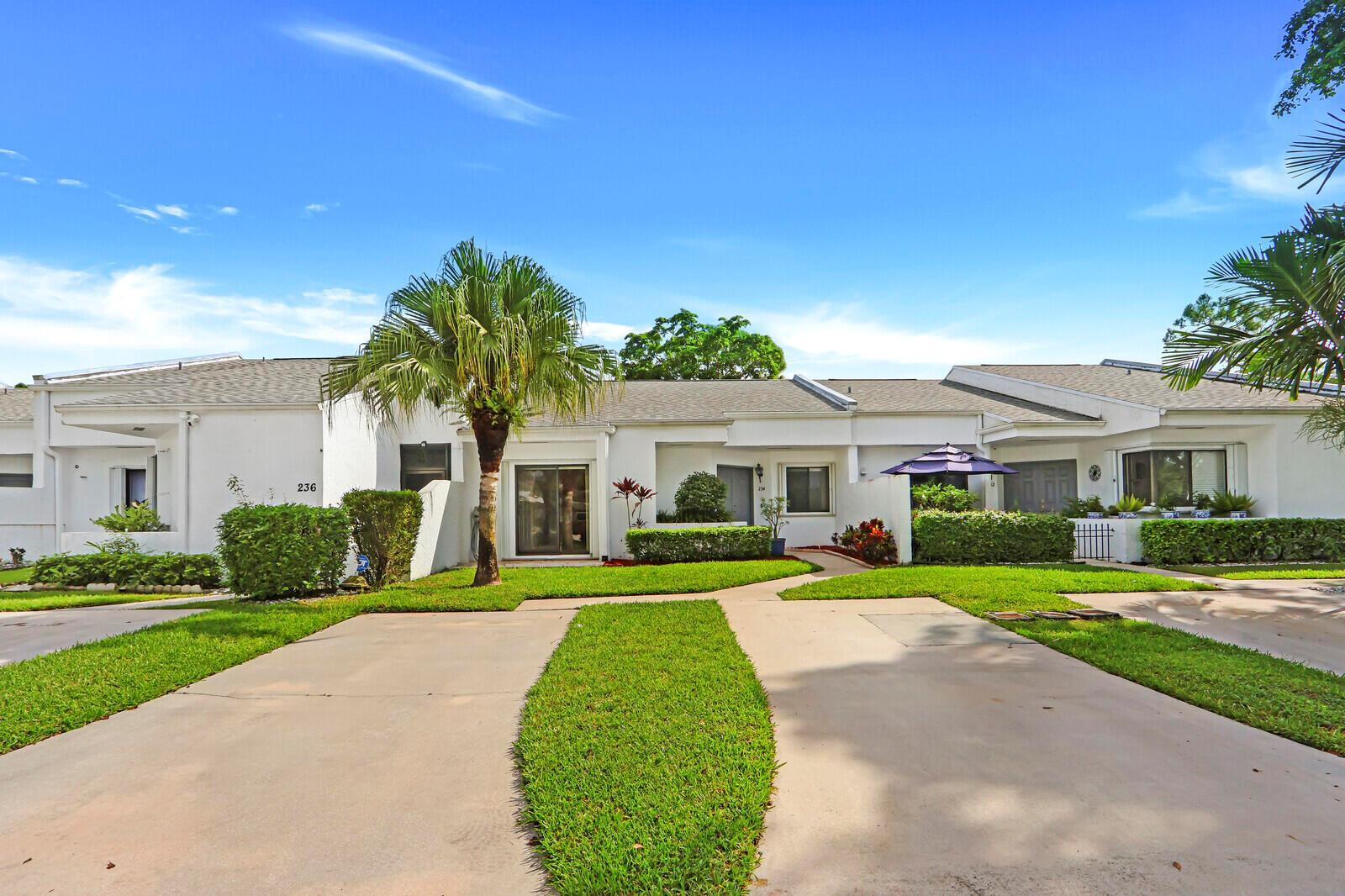 234 PAR Drive, Royal Palm Beach FL 33411