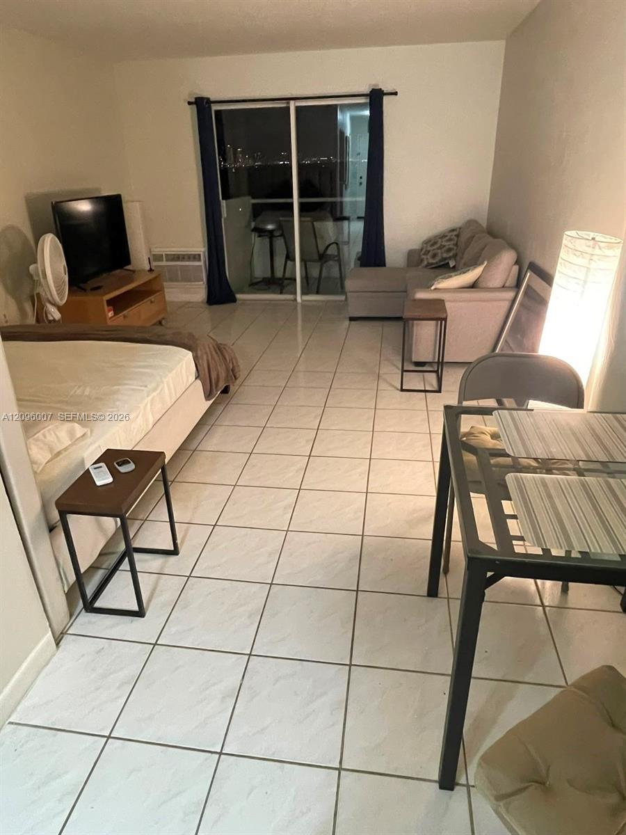 7904 W West Dr # 1010, North Bay Village FL 33141 photo 3