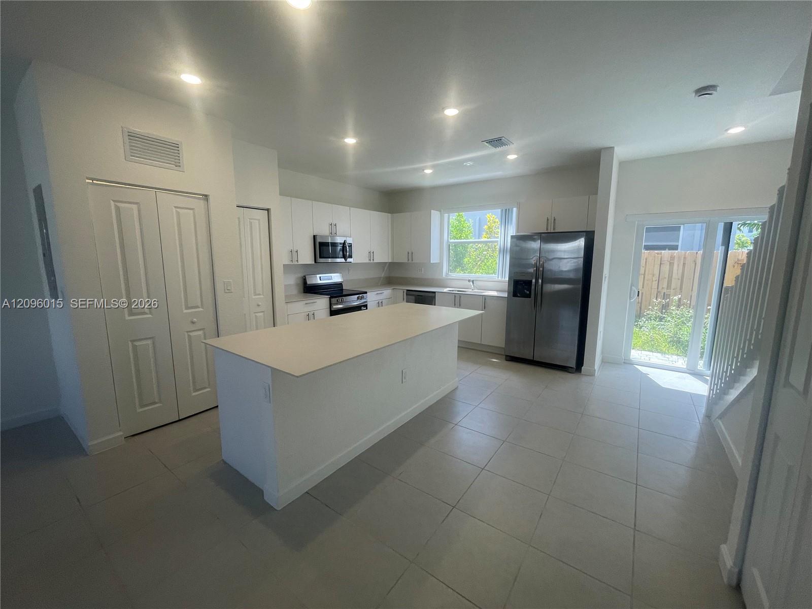 1111 SE 2nd St # 1111, Florida City FL 33034 photo 5
