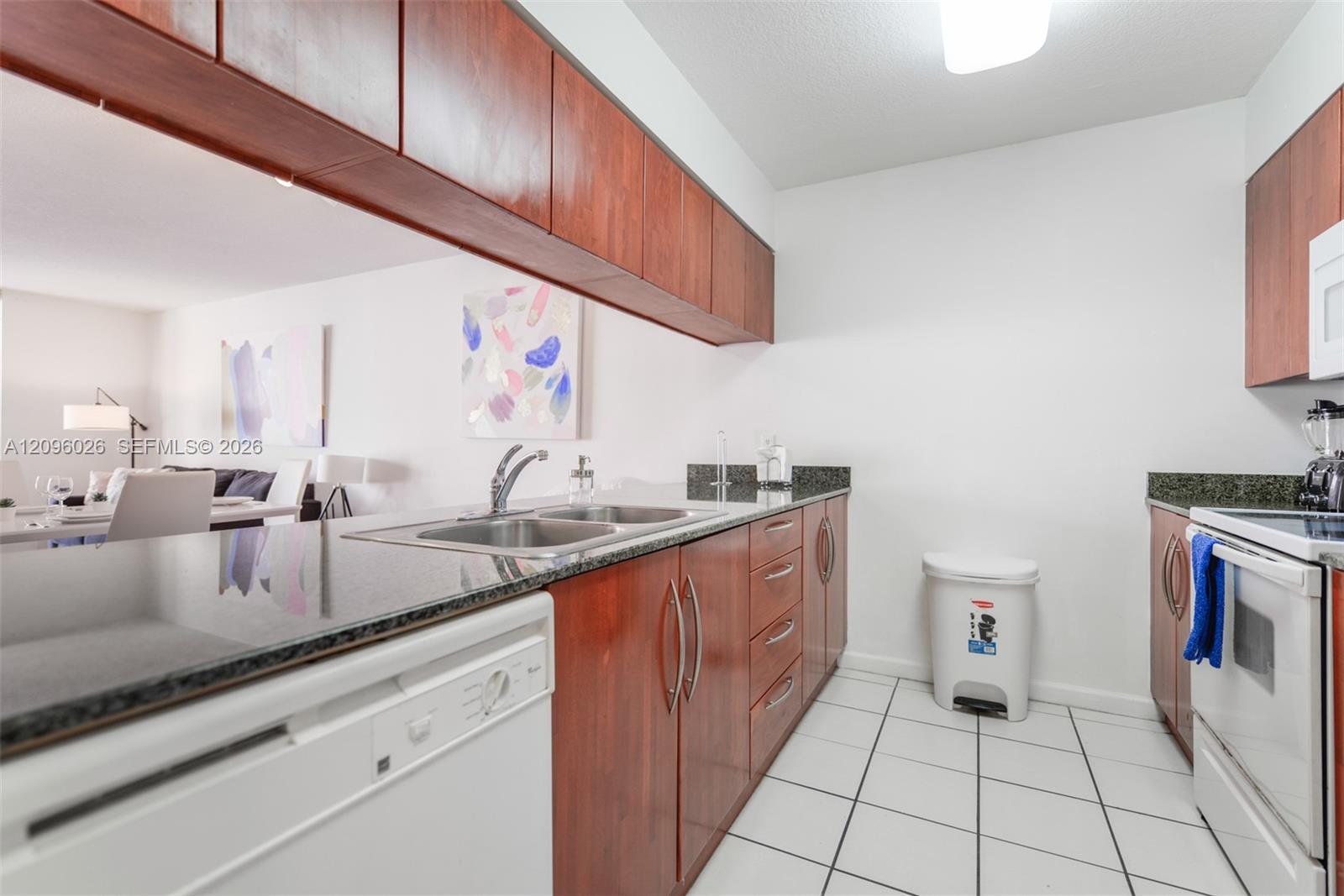 1200 Brickell Bay Dr # 1720, Miami FL 33131 photo 3
