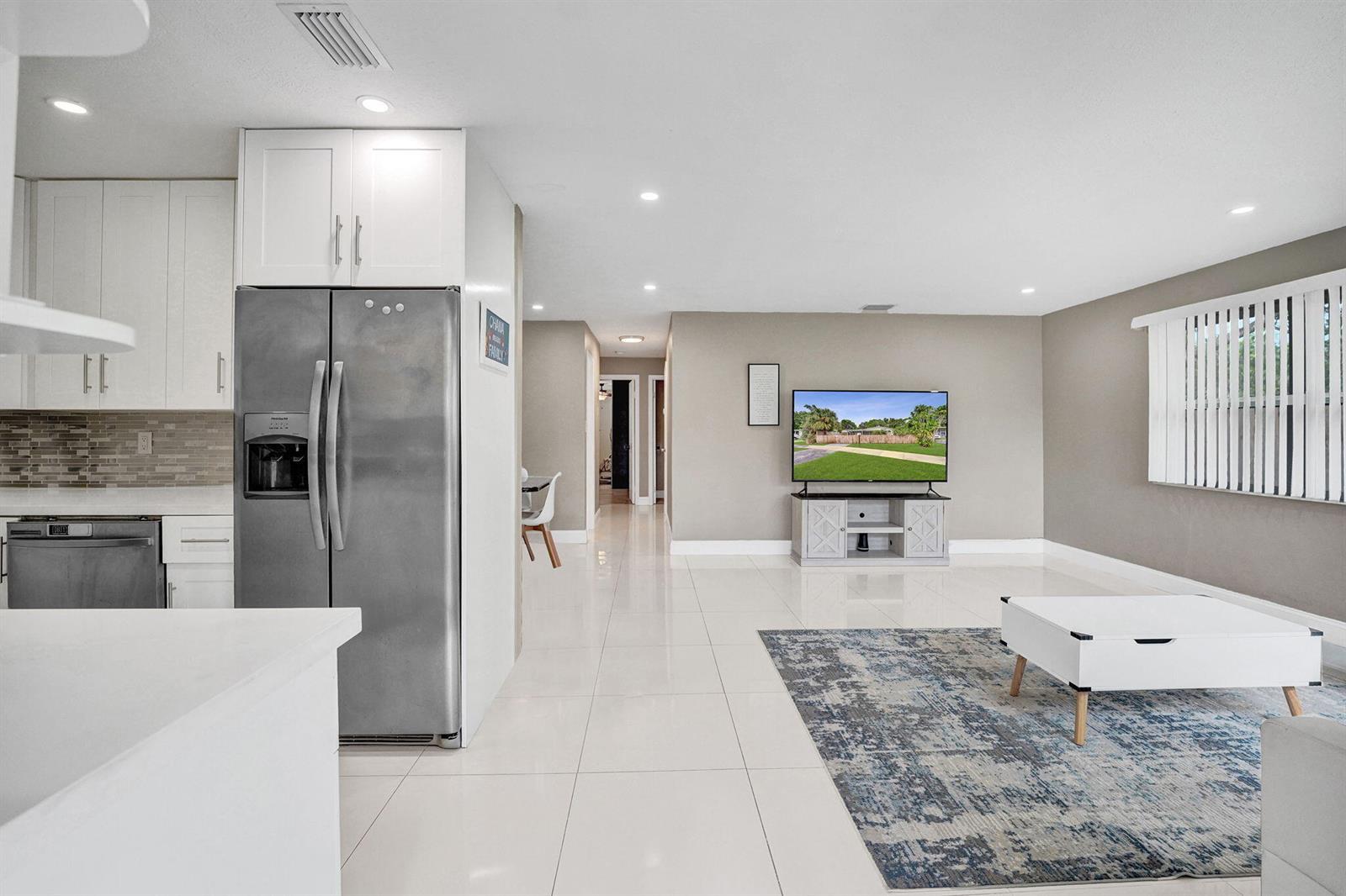 921 NW 14th Street, Fort Lauderdale FL 33311 photo 4