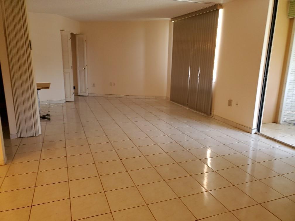 1200 SAINT CHARLES Place # 409, Pembroke Pines FL 33026 photo 4