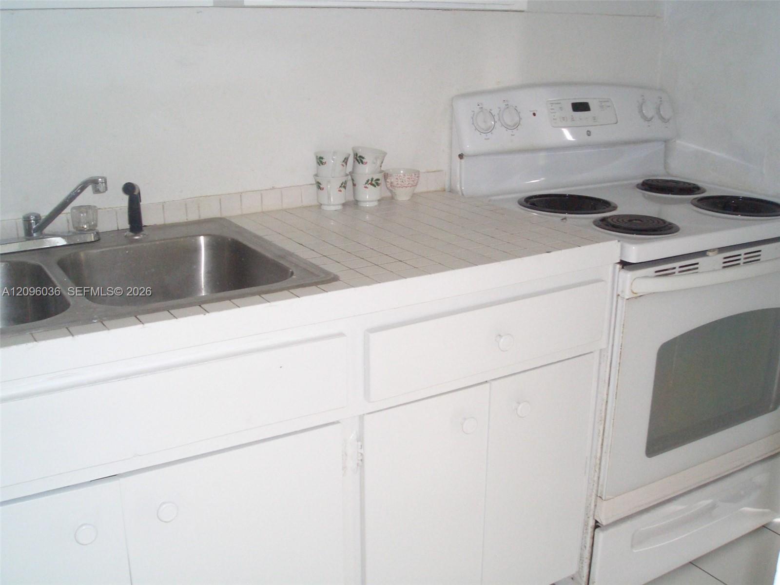 9760 SW 184th St # 15D, Cutler Bay FL 33157 photo 3