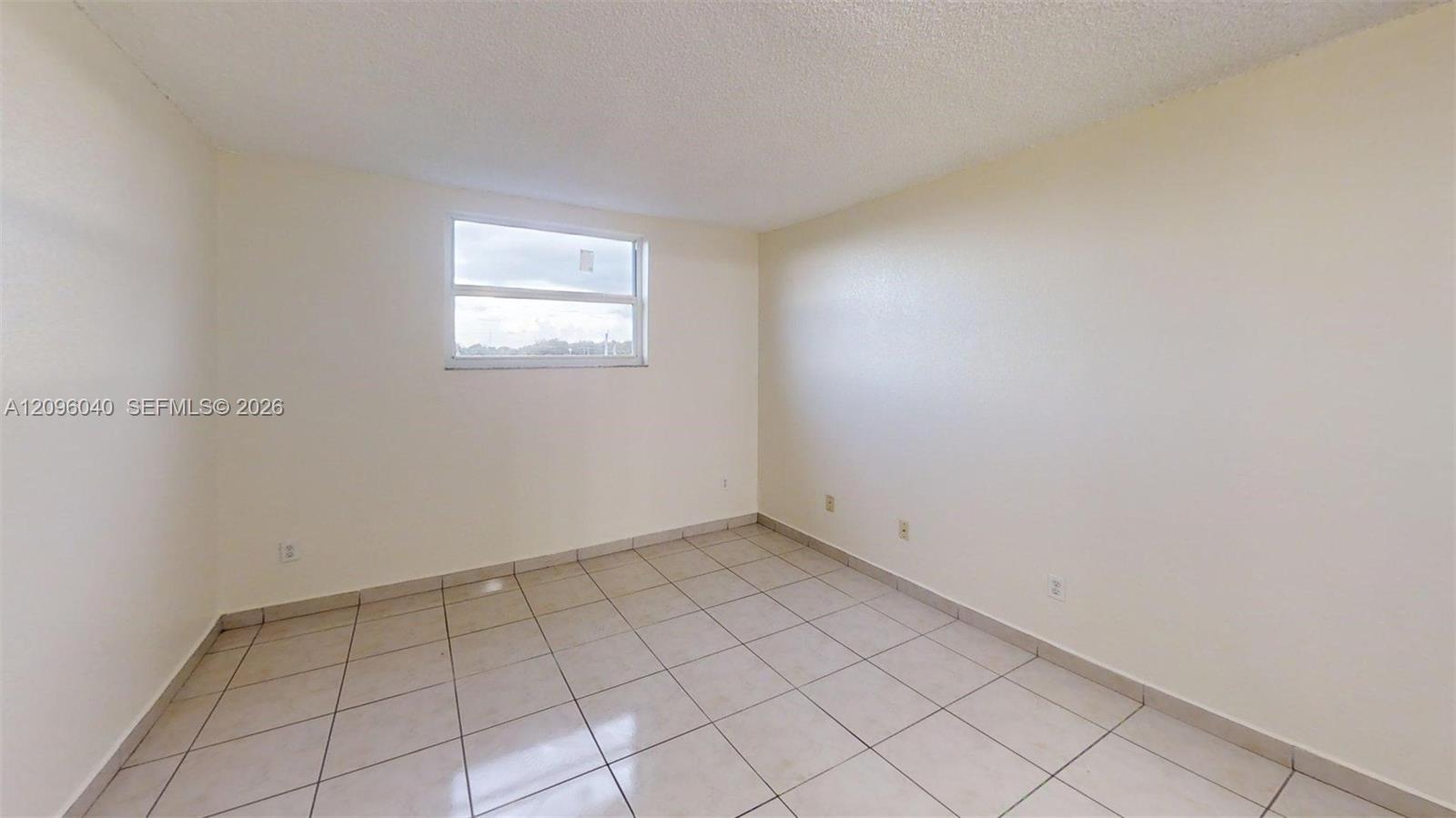 606 W 81st St # 407, Hialeah FL 33014 photo 4