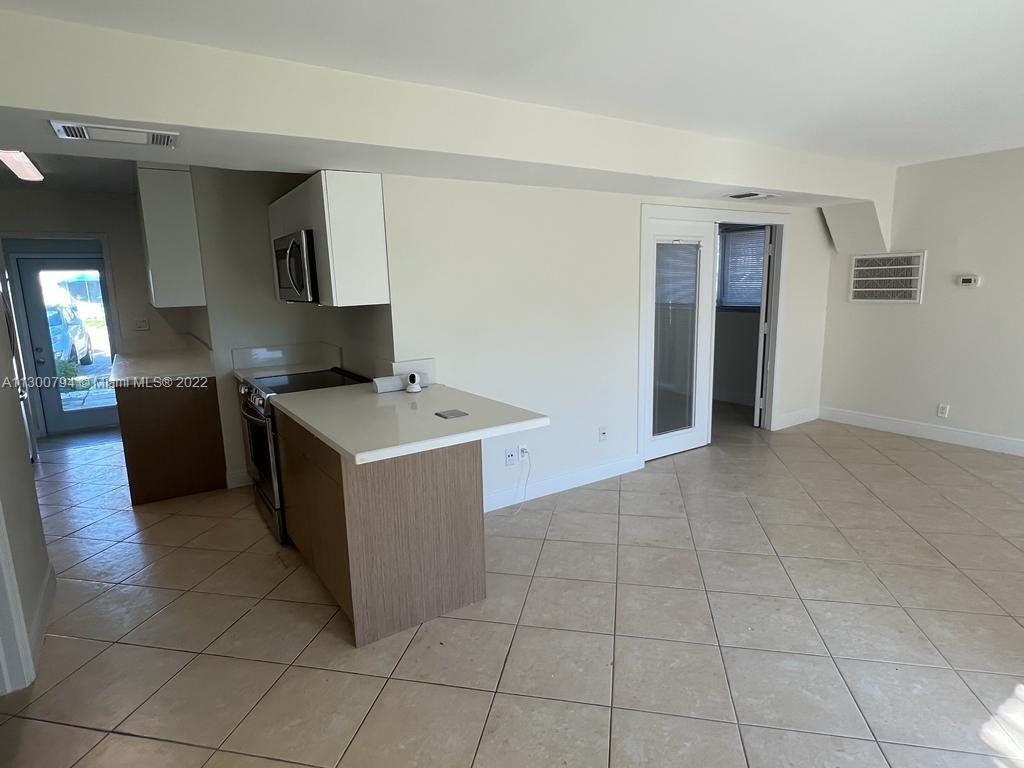2755 NE 28th Avenue # C3, Lighthouse Point FL 33064 photo 3