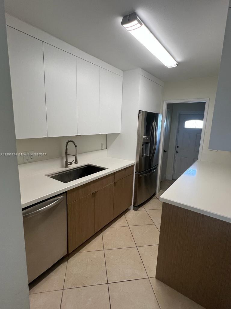2755 NE 28th Avenue # C3, Lighthouse Point FL 33064 photo 4