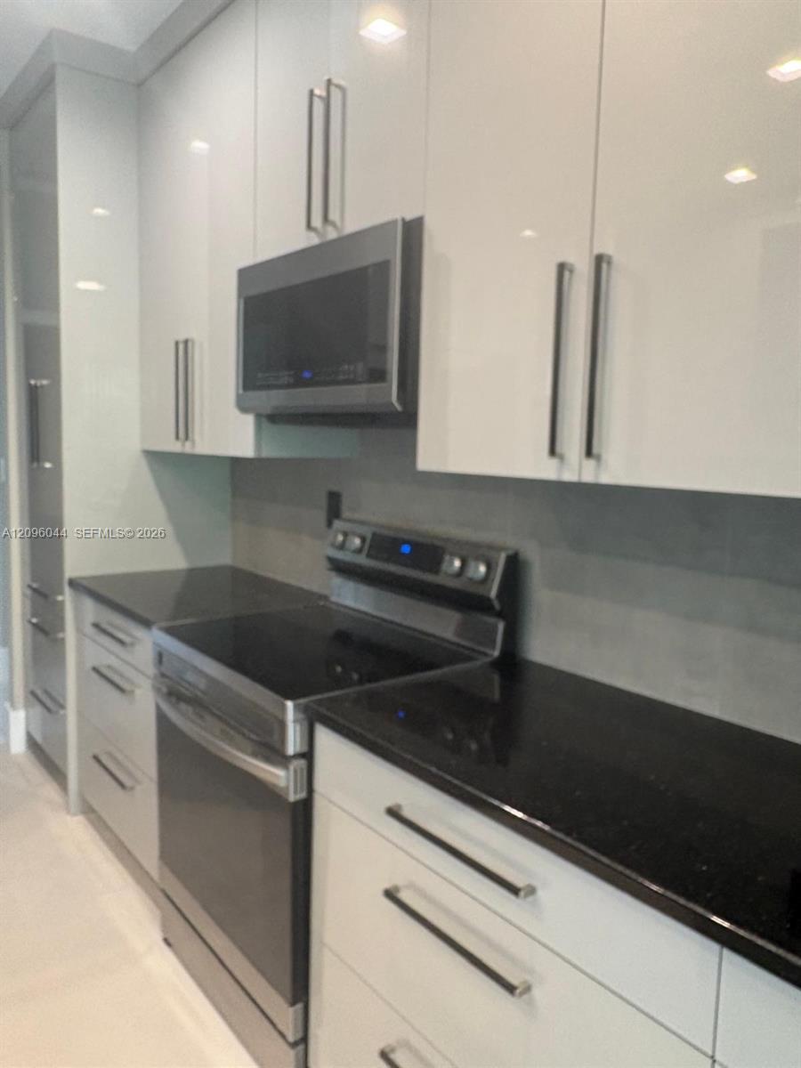 4207 W Whitewater Ave # 4207, Weston FL 33332 photo 2