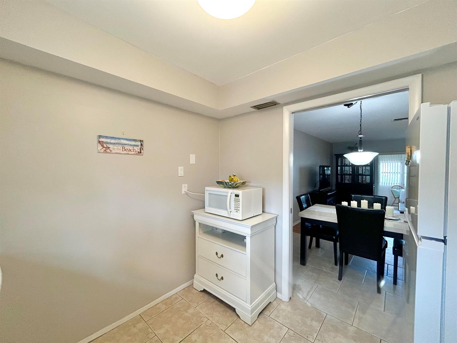 2666 Emory Drive E # D, West Palm Beach FL 33415 photo 4