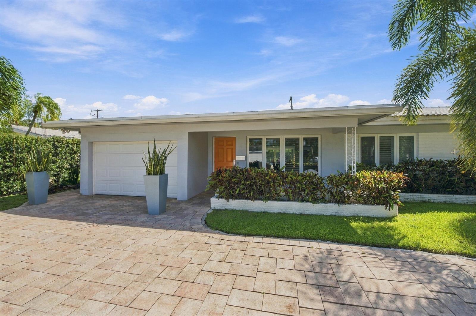 4230 NE 19TH Avenue, Oakland Park FL 33308 photo 2