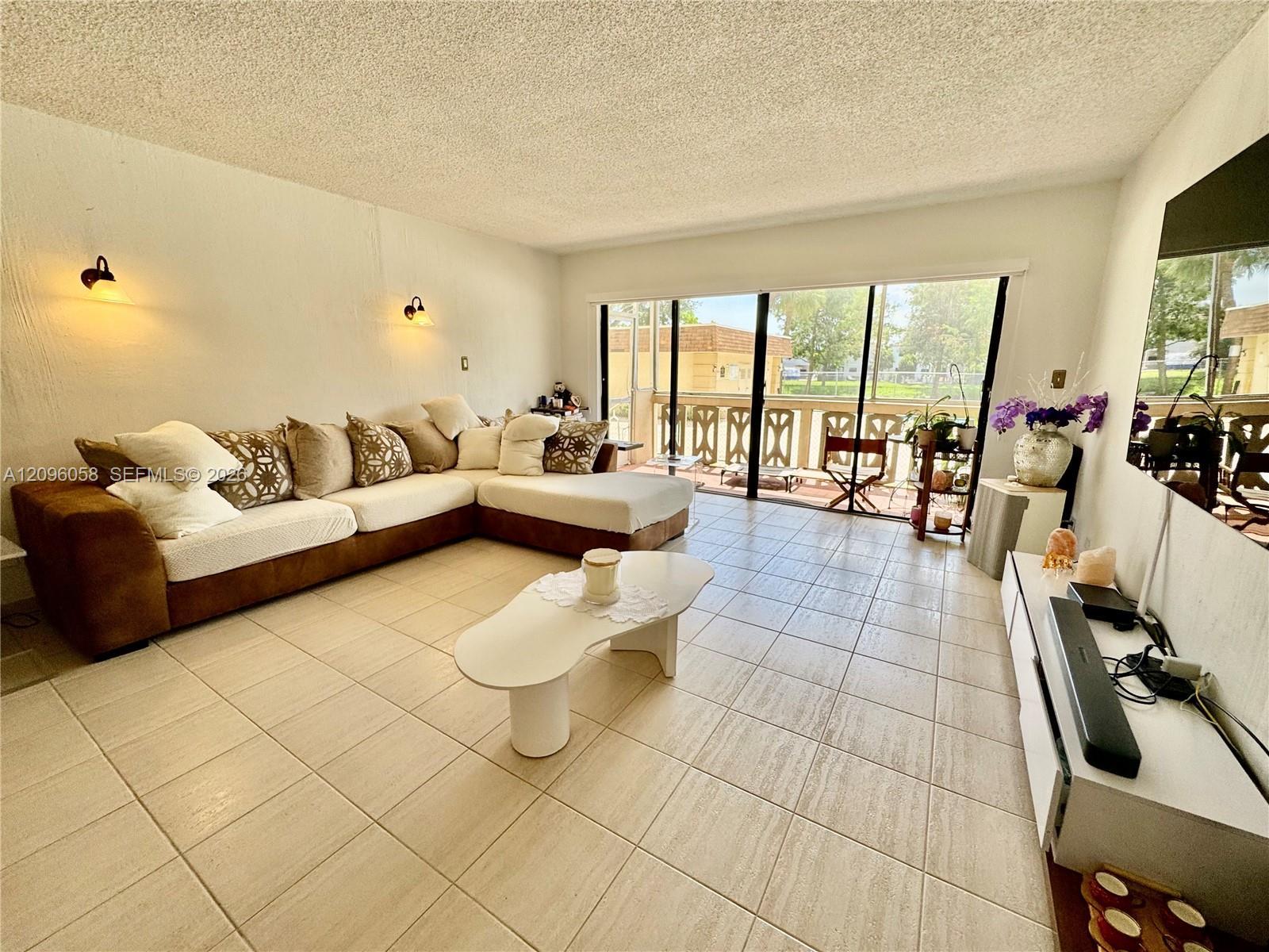 800 NE 195th St # 110, Miami FL 33179 photo 2