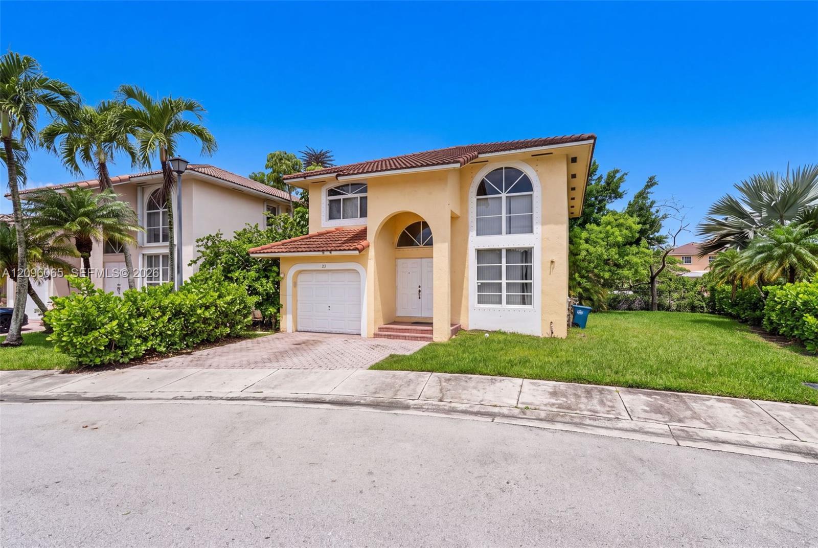 417 Kelly Ln, Weston FL 33326 photo 3