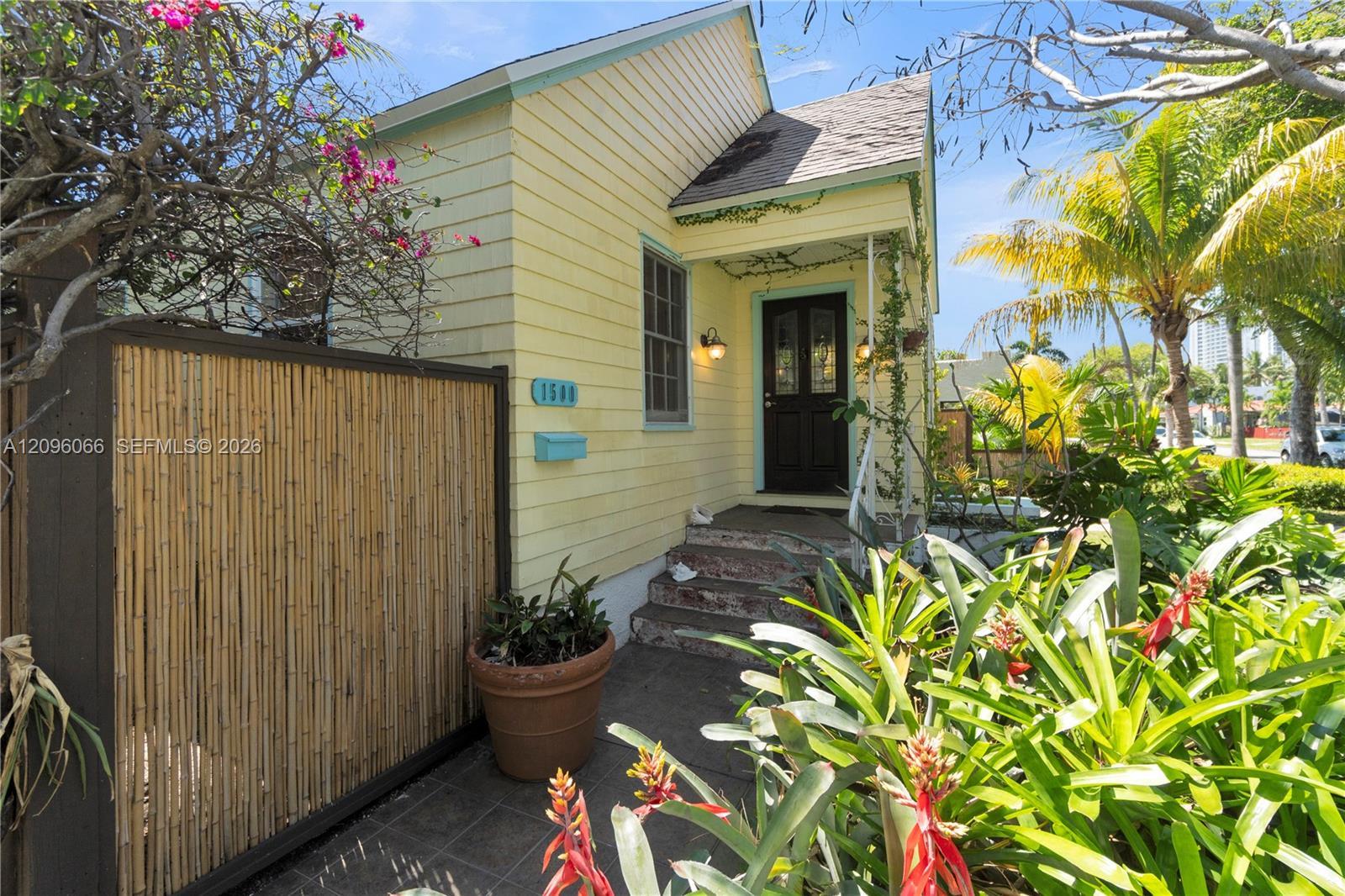 1500 Jackson St, Hollywood FL 33020 photo 3