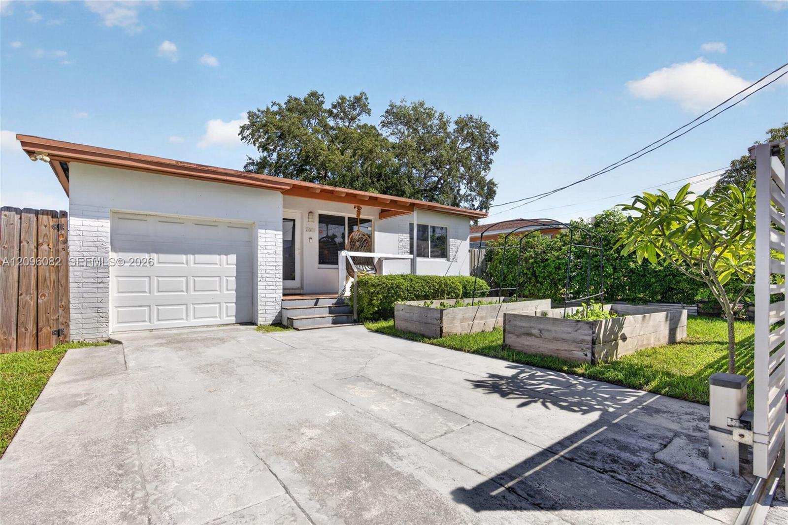 2611 SW 19th Ter, Miami FL 33145 photo 2