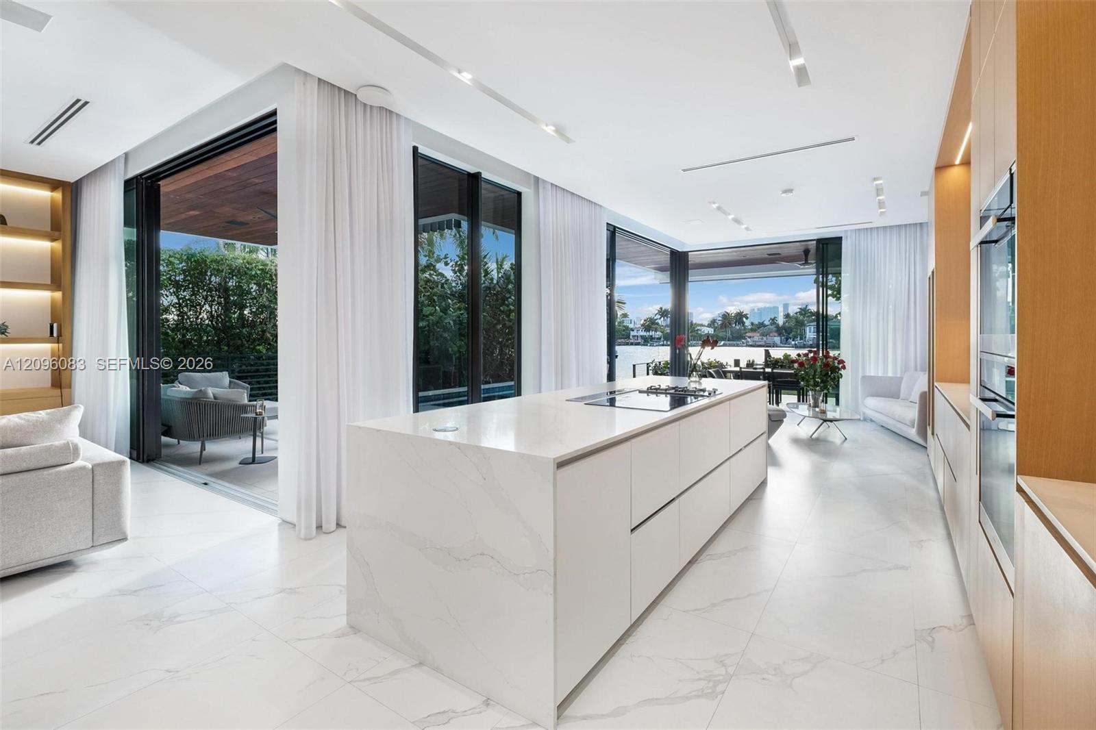 226 W Rivo Alto Dr, Miami Beach FL 33139 photo 5