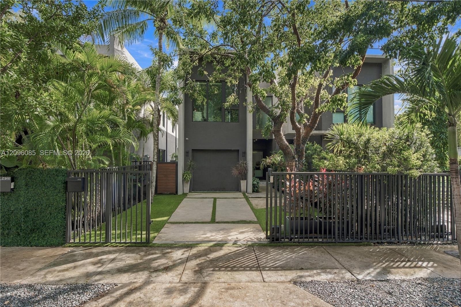 2922 Jackson Ave # 2922, Miami FL 33133 photo 2
